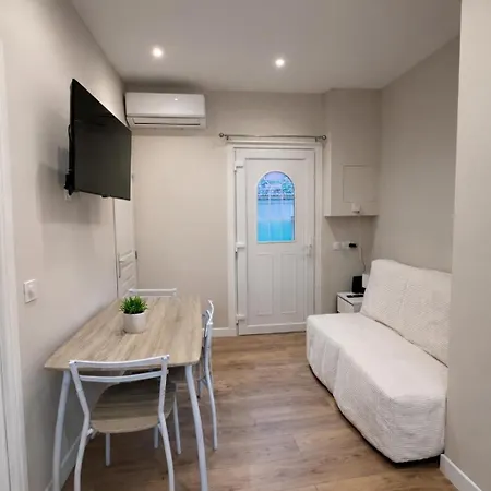 Small 3-room Monaco Apartment